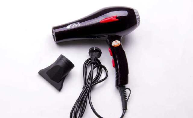 如何正確使用吹風機，要注意這3點 